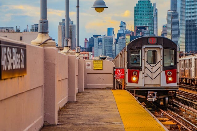 How Commuter Benefits Save Money for Businesses and Employees